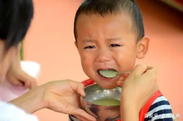 培养技能幼儿生活老师总结_老师培养幼儿生活技能_培养技能幼儿生活老师心得体会