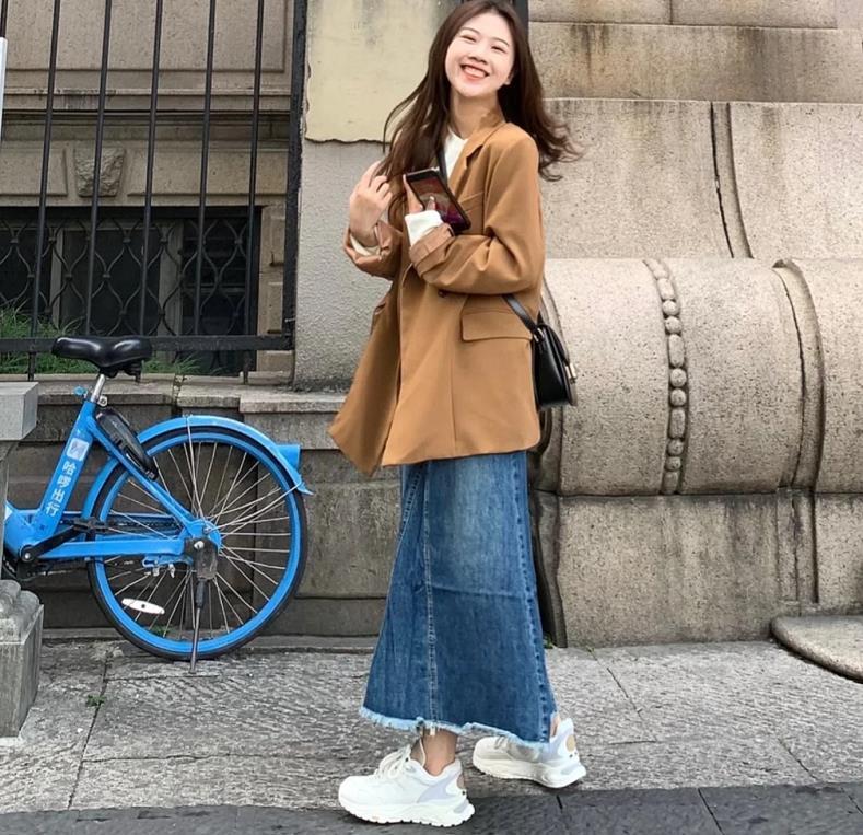 休闲西装配运动鞋_休闲西装搭运动鞋_西装运动鞋搭配