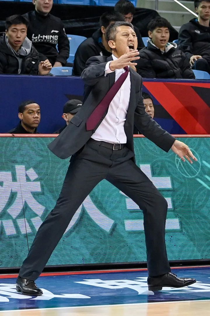 上海对福建cba_上海福建篮球历史交战_上海男篮福建男篮视频