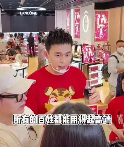 孙杨游泳的最好成绩_孙杨各项游泳成绩_游泳冠军孙杨肺活量